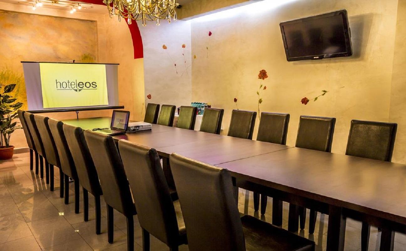 Hotel Eos Bukares Bagian luar foto
